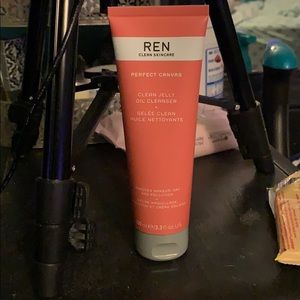 Ren facial cleanser